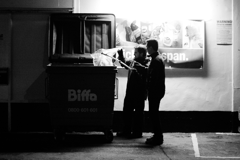 Freegans raid a supermarket bin looking for edibles in a country where a third of all food goes to waste.<br />UNITED KINGDOM, Reading | 2010
