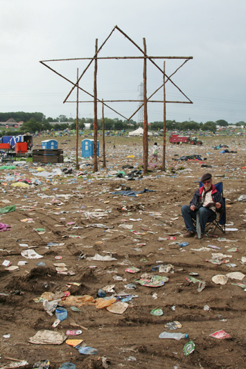 Big festivals like Glastonbury generate hundreds of tonnes of waste - packaging waste but also<br /> thousands of tents, gazebos, roll mats, sleeping bags, airbeds and chairs are abandoned each year.<br />UNITED KINGDOM, Somerset | 2010